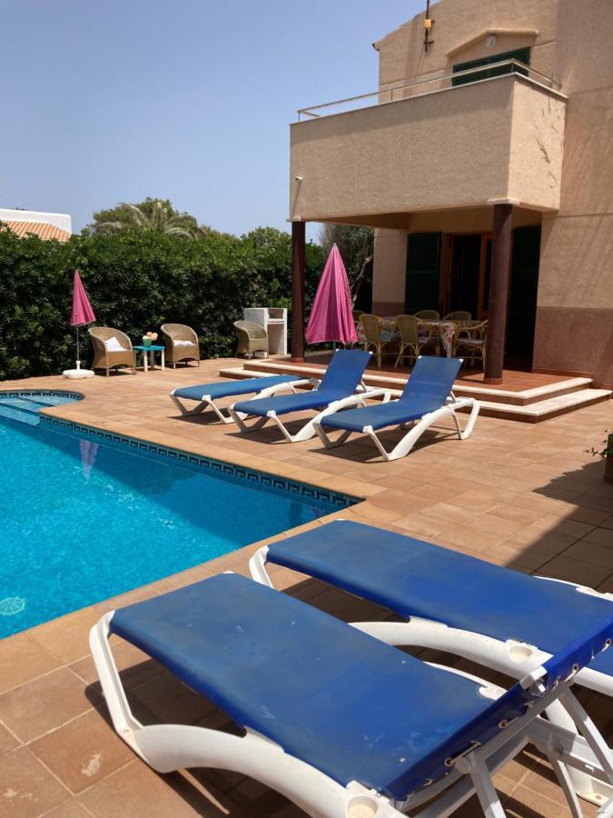 Сasa de vacaciones Beautiful & Swimming Pool In Cala Blanca