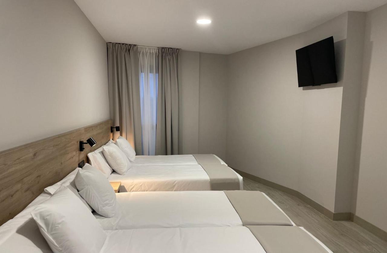 Urban Pensión 3*