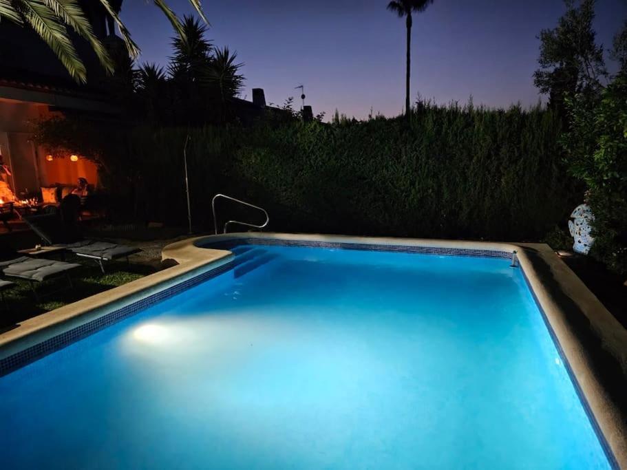 Maison Cosy Au Pied Du Golf Avec Piscine Privee Holiday home Muntanya la Sella