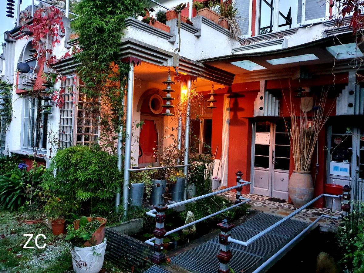 Zentral Club Neutron-jacuzzi Apartamento *
