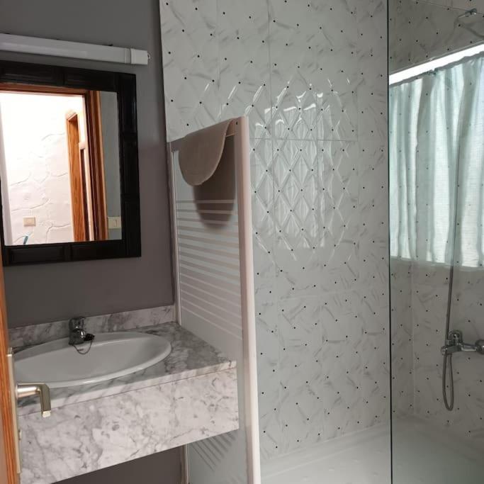 Casa Sira, Centrico Y Cerca De Playa Apartamento