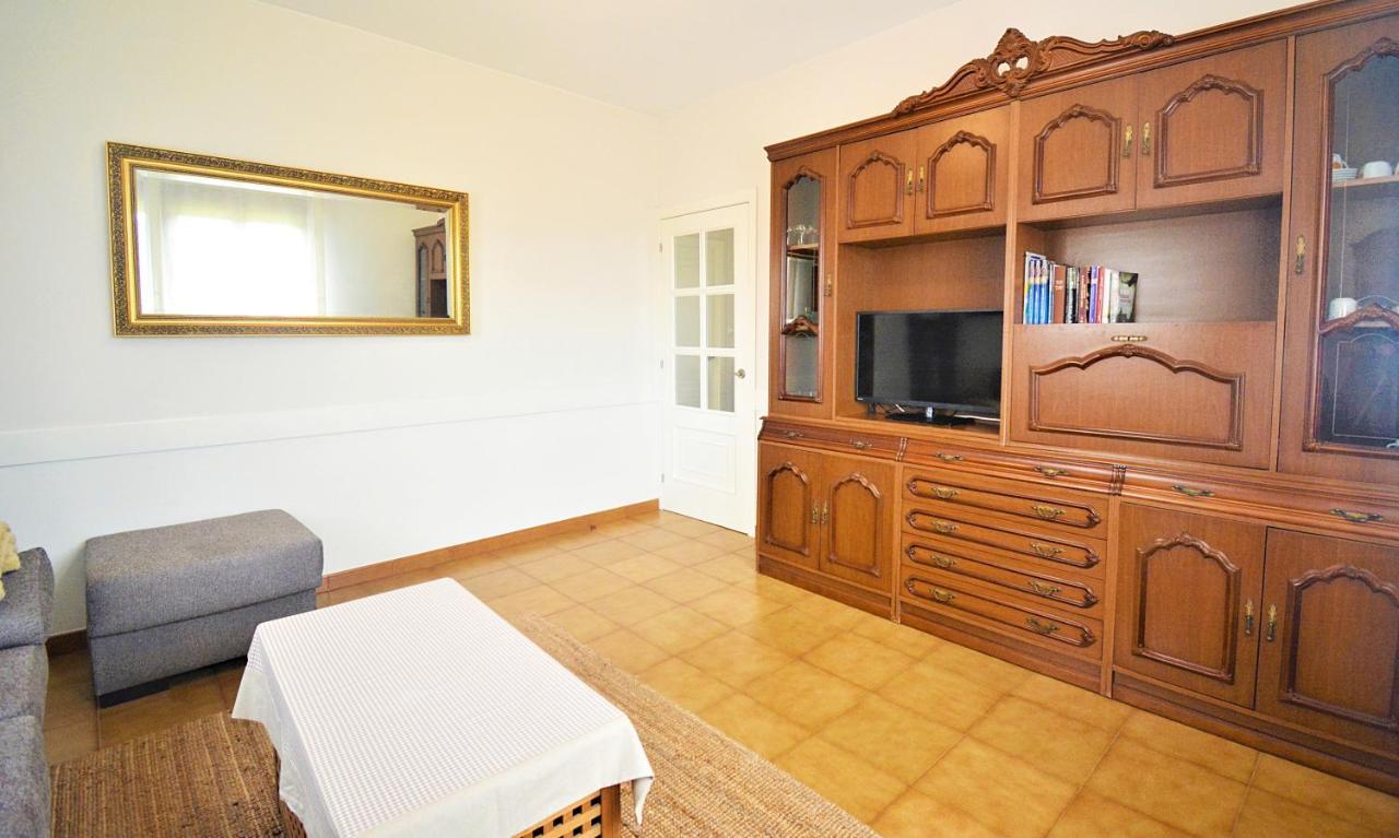 Galihost - Casa Con Jardin En *