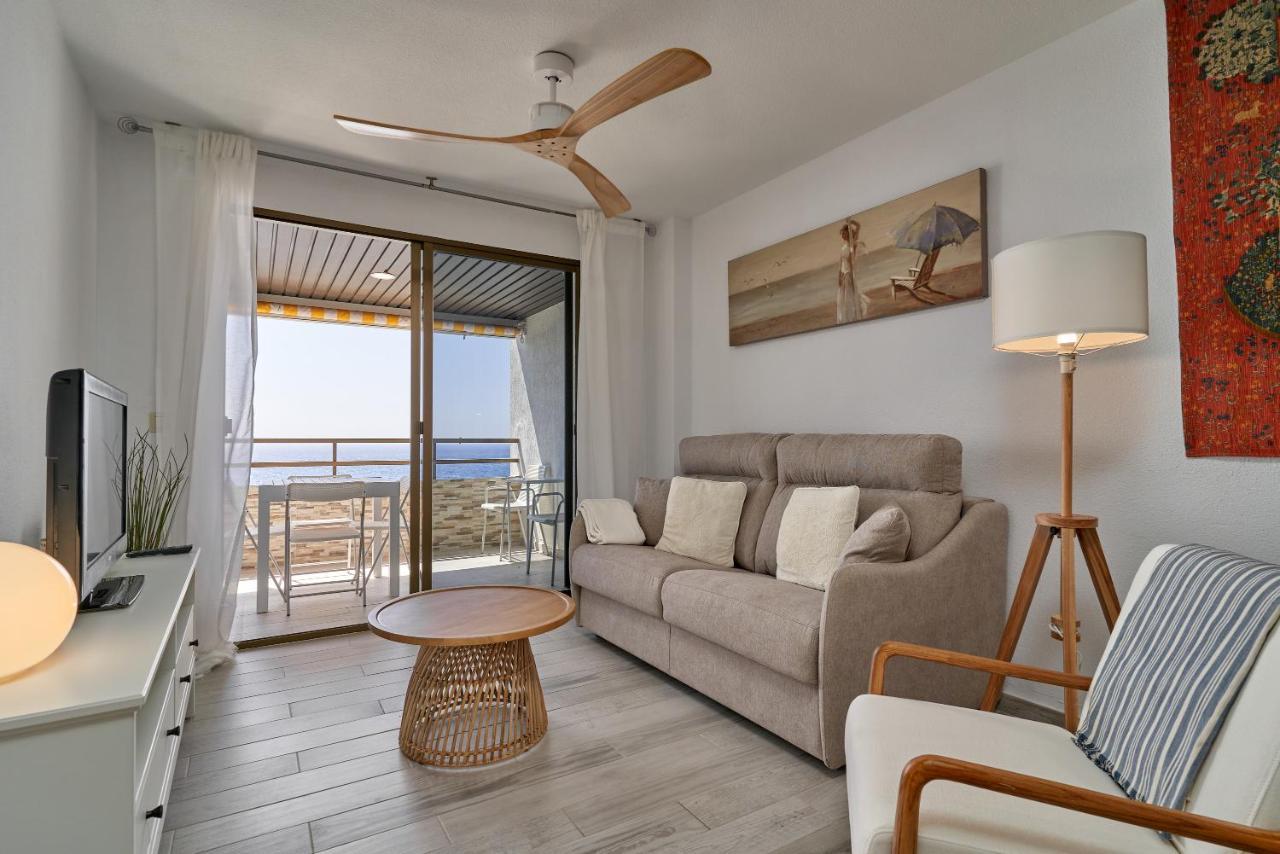 El Rompeolas Apartamento