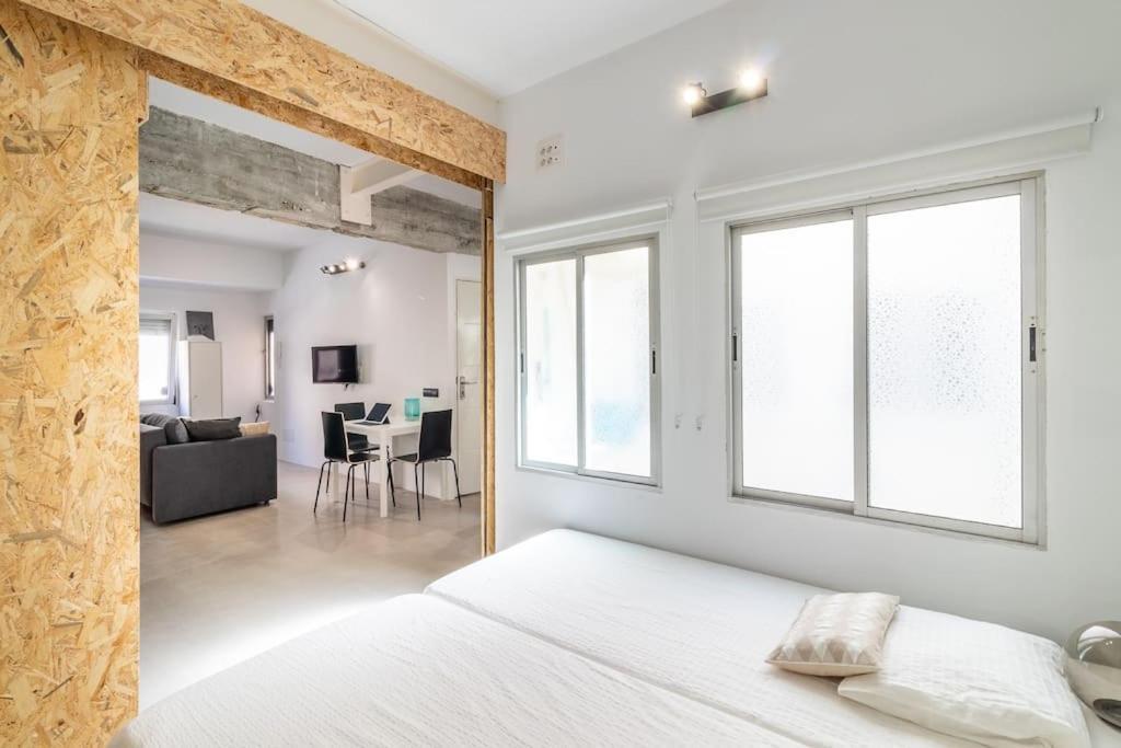 Stylish In Las Canteras Beach Apartment