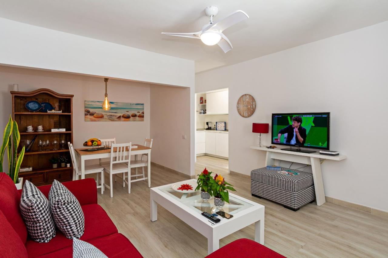 2br Terrace - 10 Min Walk To The *