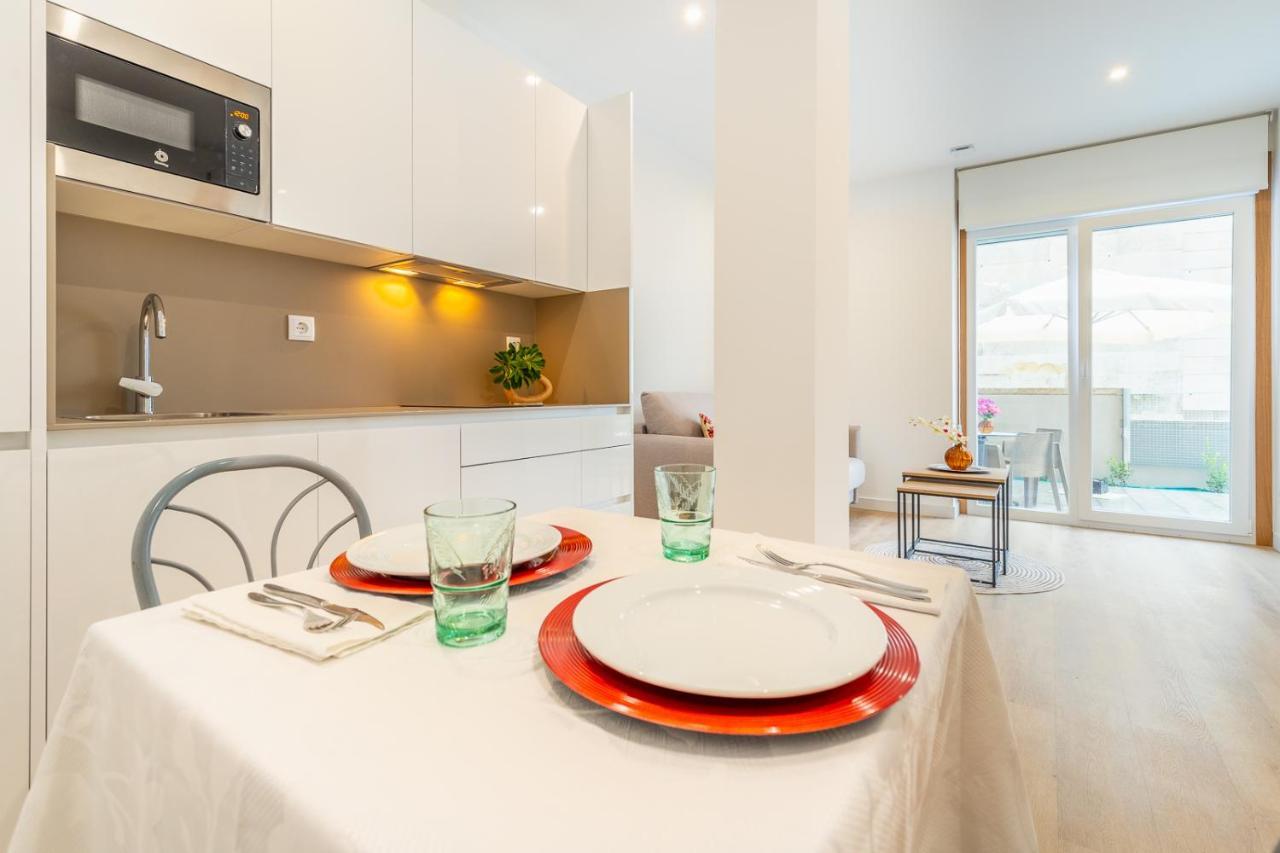 Apartamento Areas Do Mar - 1 Y 2