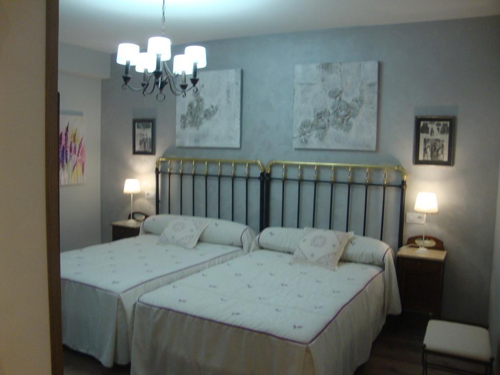 El Mirador De Alcuneza Country house *