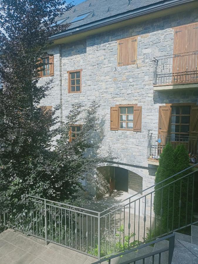 Pirineos Sur Fantastico Alojamiento
