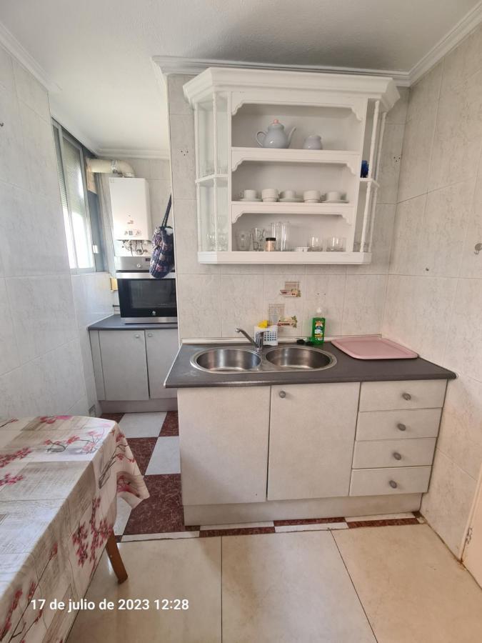 Sandru Apartament * Algeciras