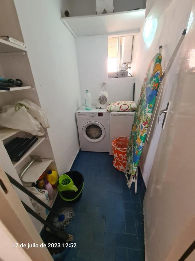 Sandru Apartament Apartment Algeciras