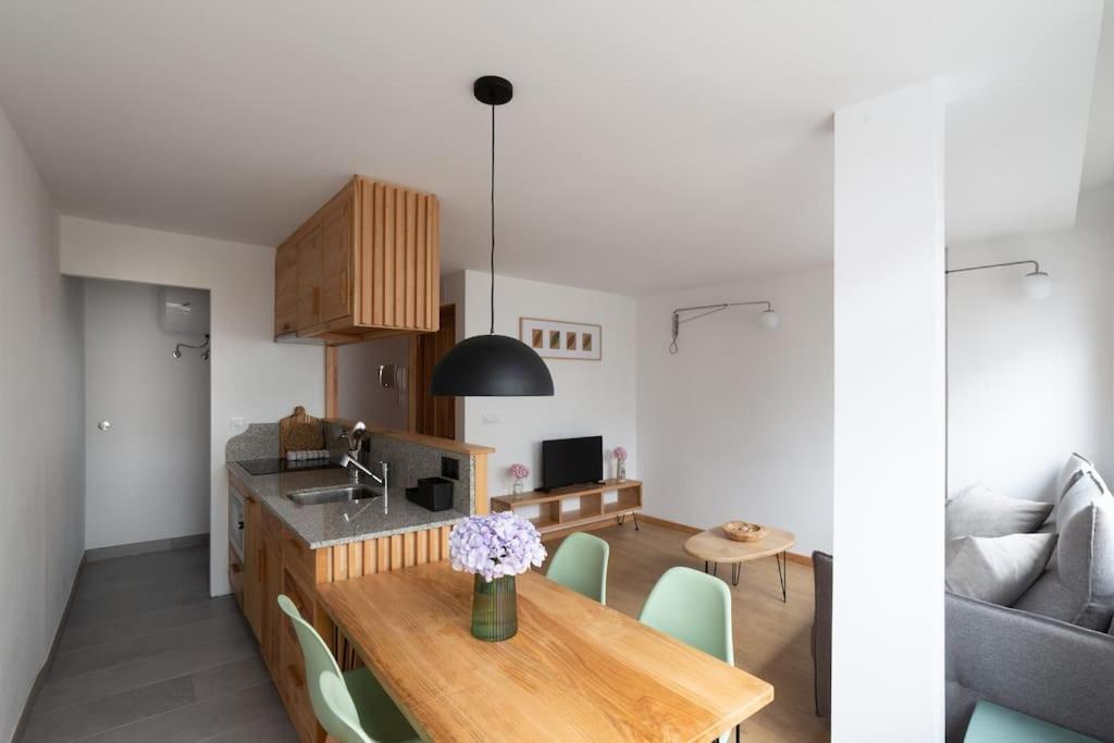 Ferreiros - Wood Design * Puentedeume