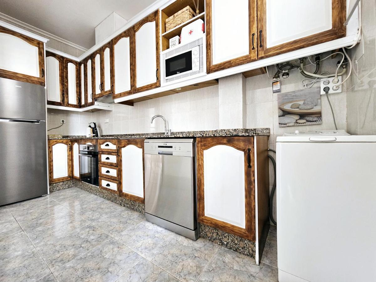 Cozynest - With Terrace Apartamento