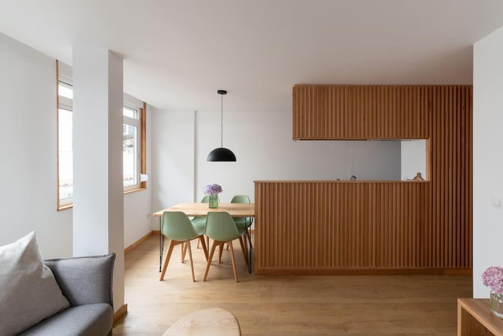 Ferreiros - Wood Design Apartamento