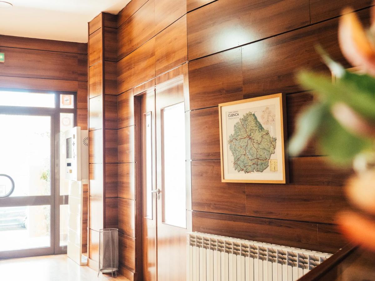 Valmar Hotel
