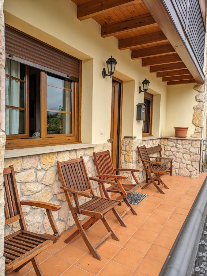 Chalet Casa Luisa Biedes, Pilona