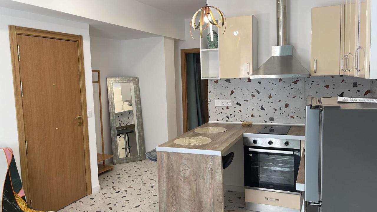 Del Mar 1c - New First Floor One Bed Flat Apartamento *