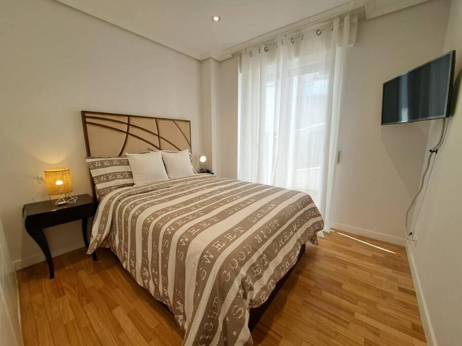 Panxon, A Unos Metros De La Playa. Apartamento