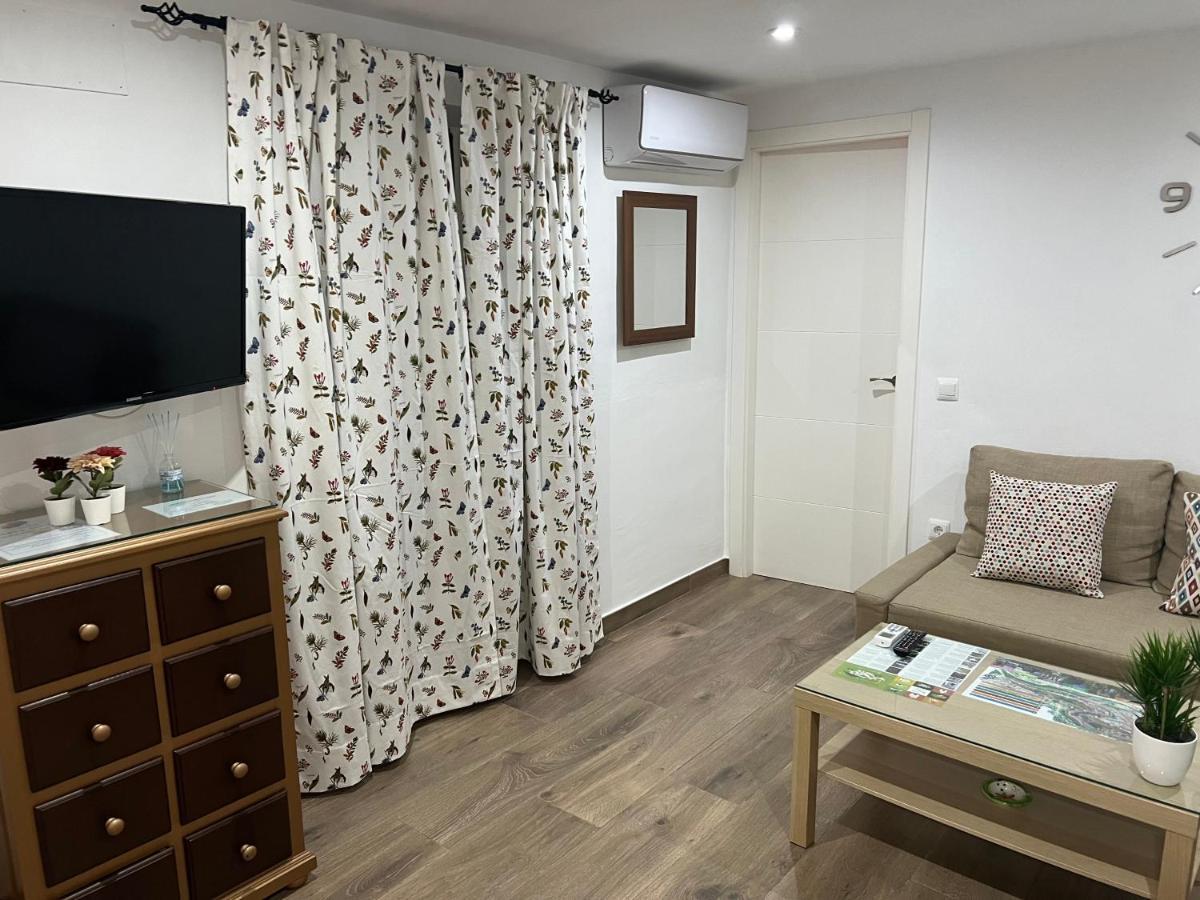 De Lola Apartment *