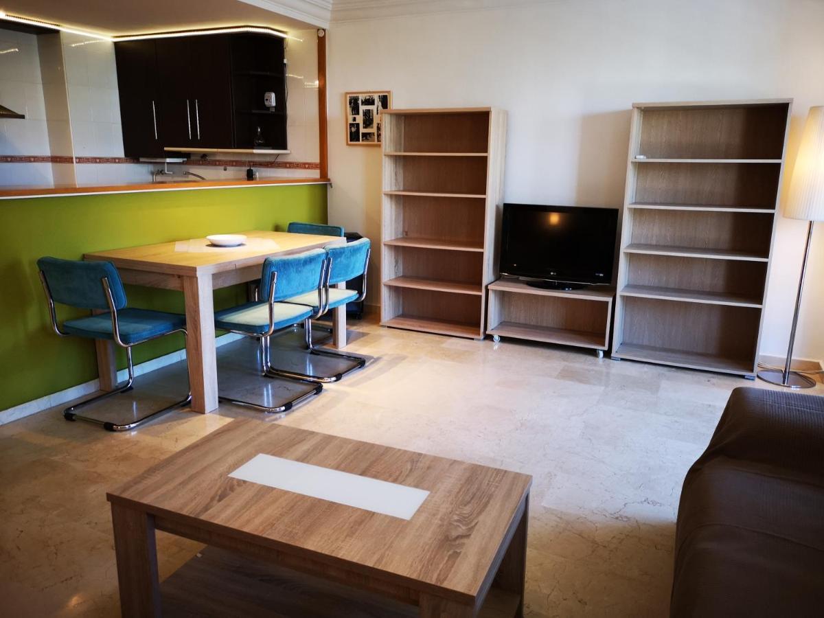 Baviera Golf Terraza Y Jardin * Caleta De Velez