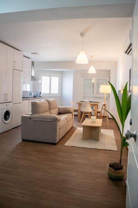 Apartamento California Duenas