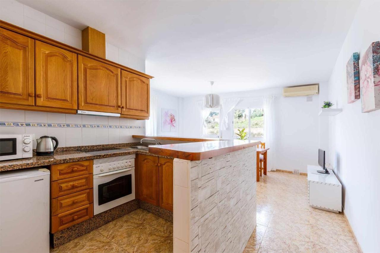 A&n 4 * Frigiliana