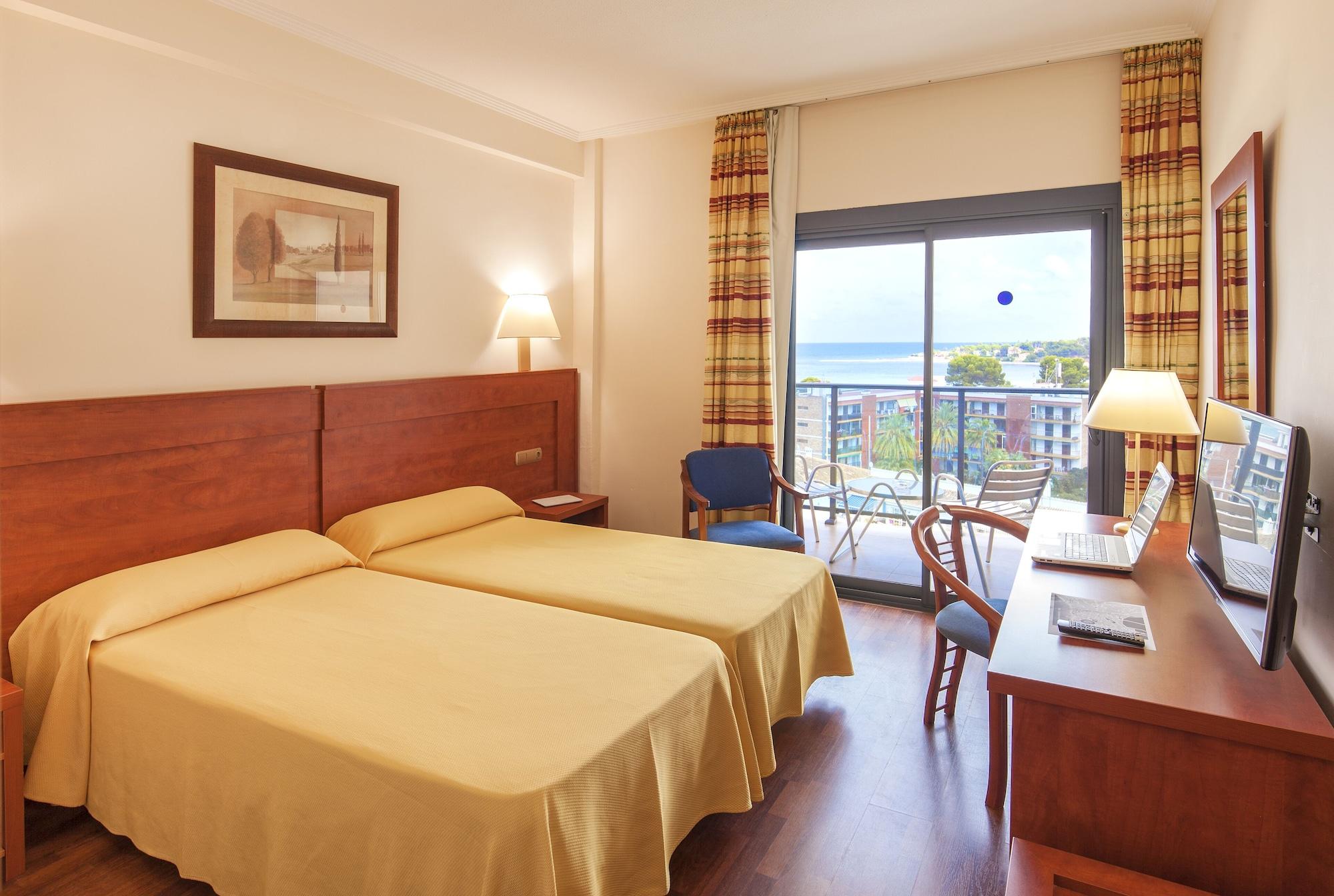 Port Hotel 3*
