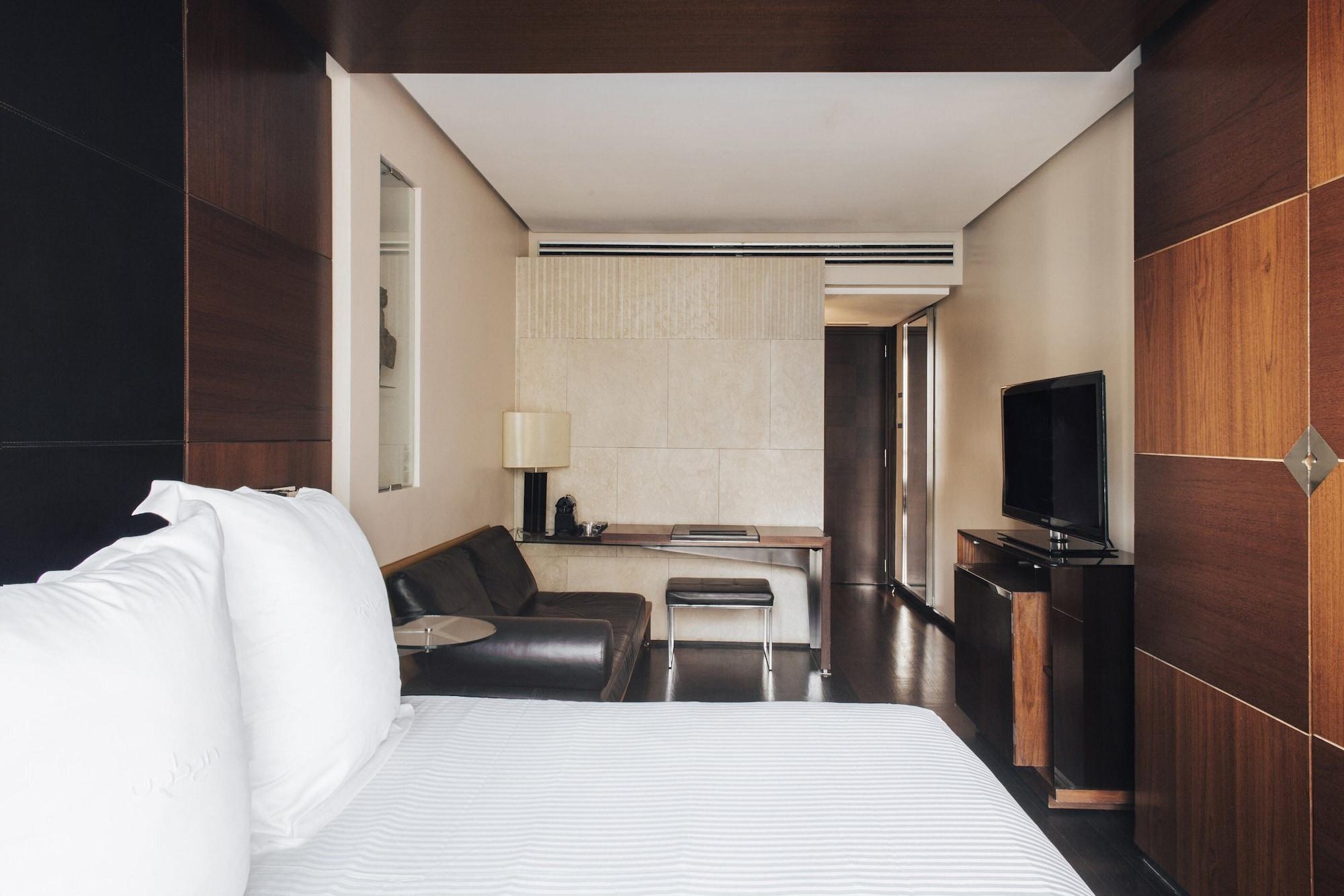 Hotel Urban, A Small Luxury Of The World 5*