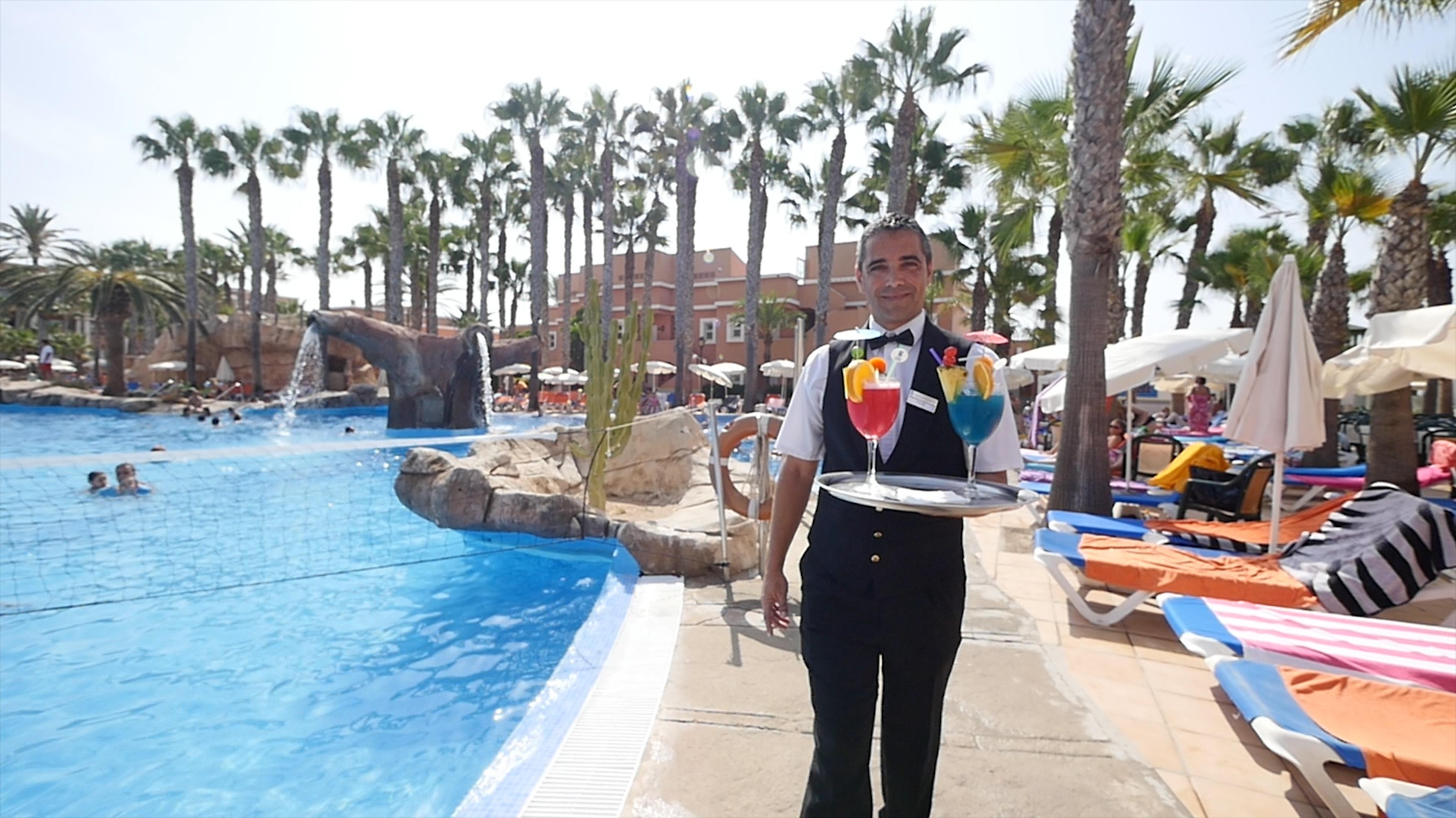 Hotel Playacapricho 4*