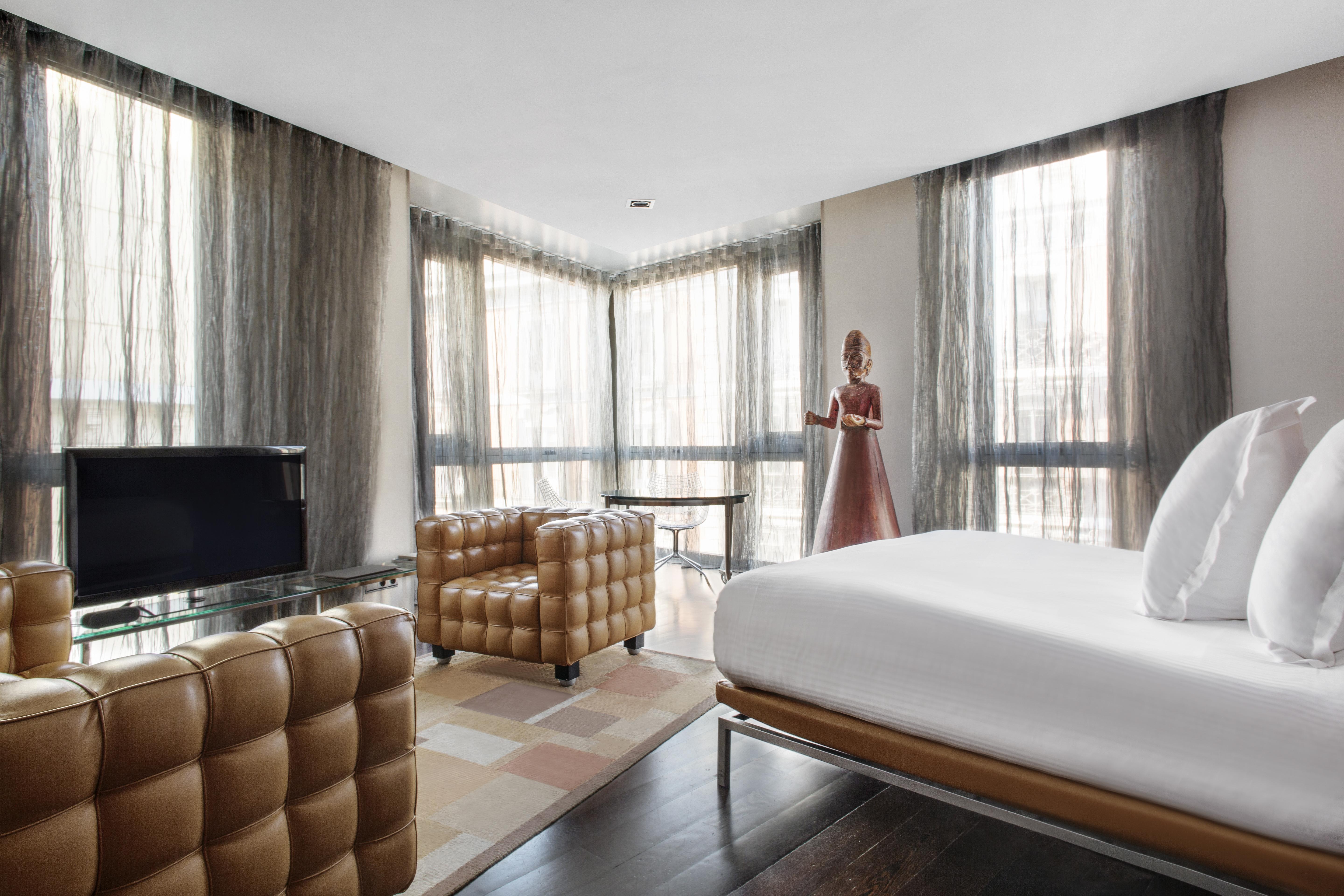 Urban, A Small Luxury Of The World 5*