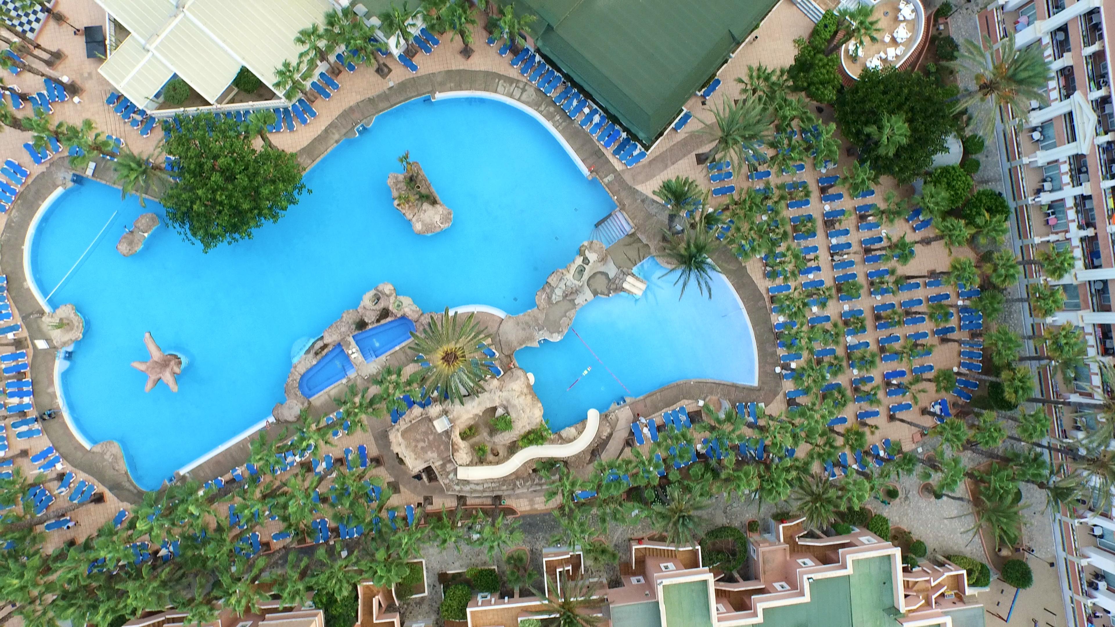 Playacapricho Hotel 4*