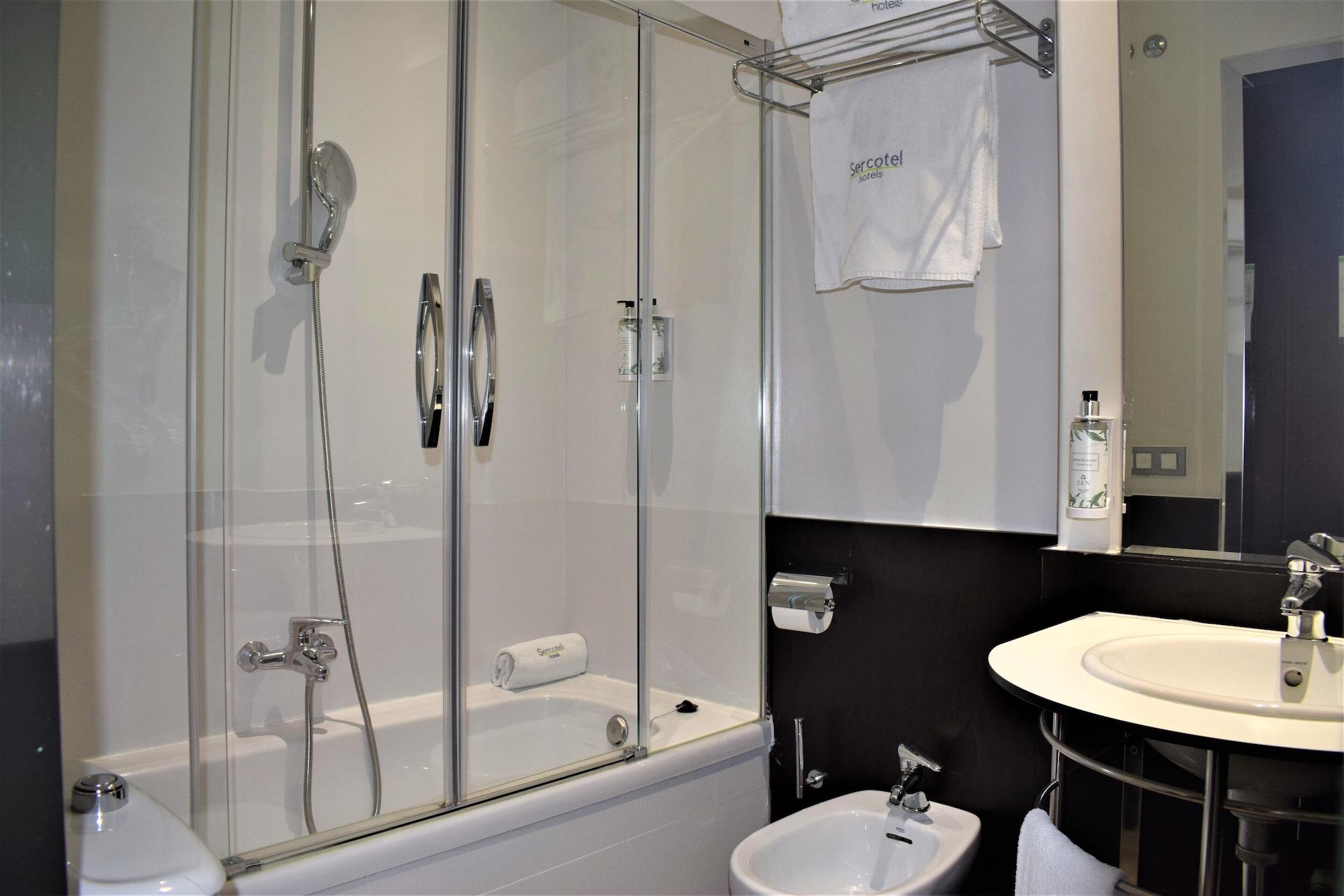 Sercotel Torres Hotel 3*