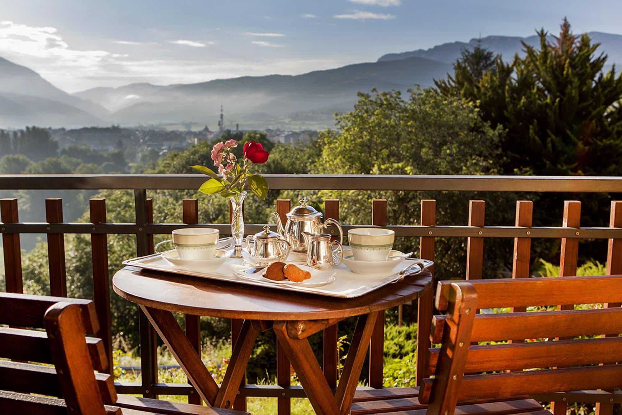 El Castell De Ciutat - Relais & Chateaux Hotel 4*