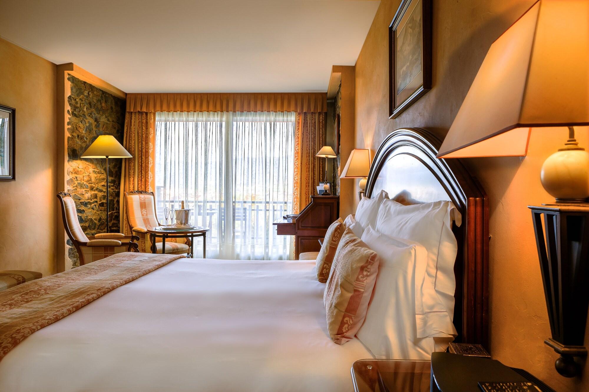 El Castell De Ciutat - Relais & Chateaux 4* La Seu d'Urgell