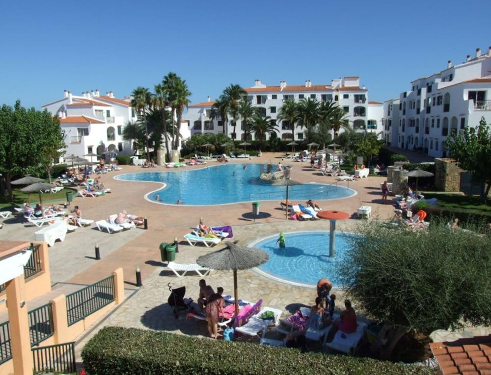 Apartahotel Vista Blanes 2*