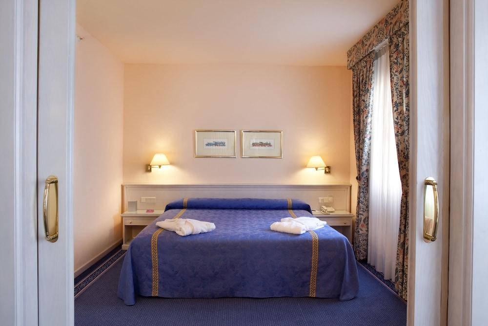 Only Hotel Sevilla