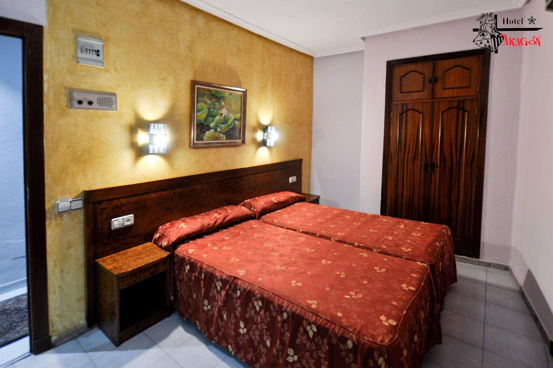 Aragon Hotel