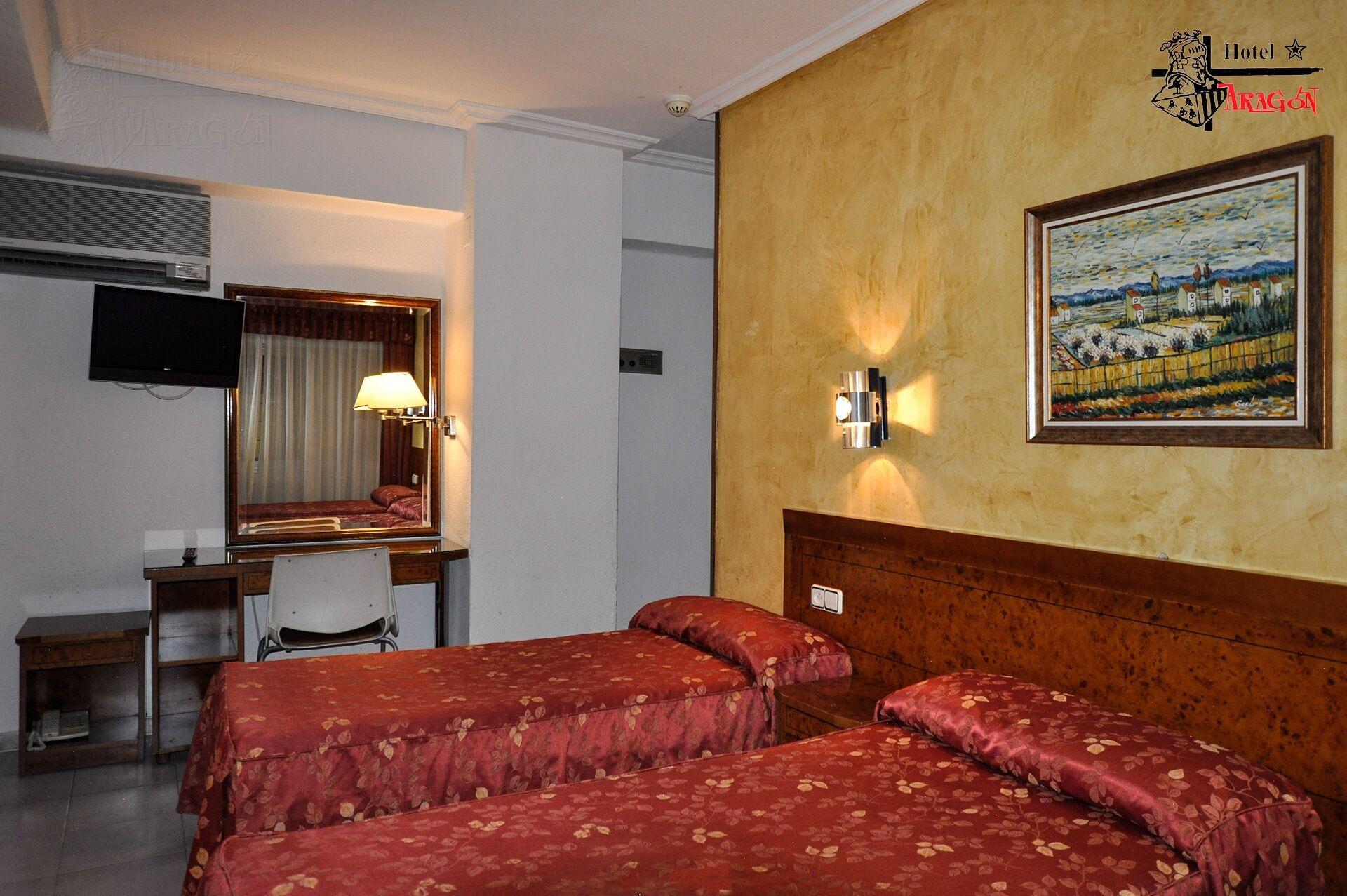 Aragon Hotel