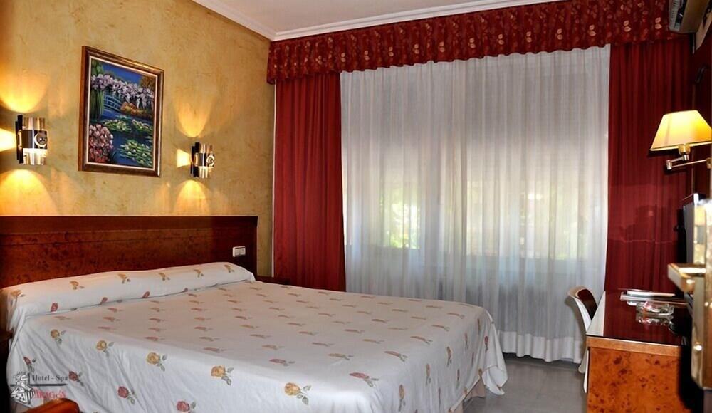 Aragon Hotel