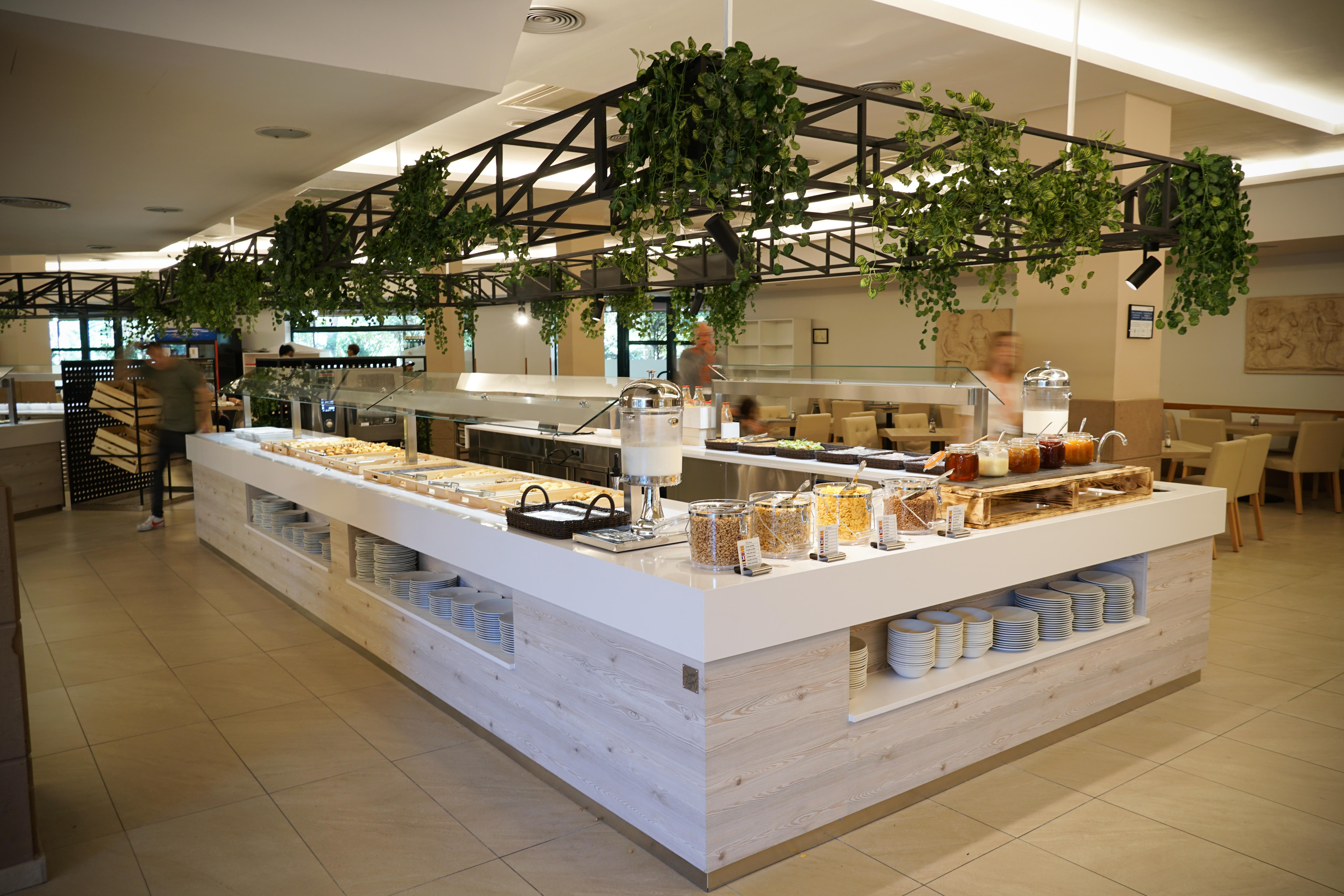 Hotel Ohtels Vil-la Romana 4*