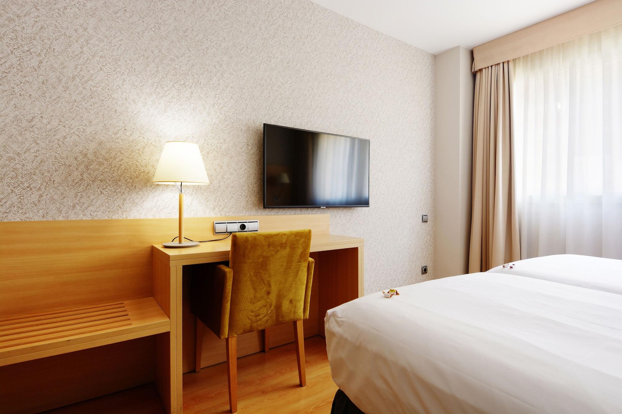 Hospedium Gomá Hotel 3*