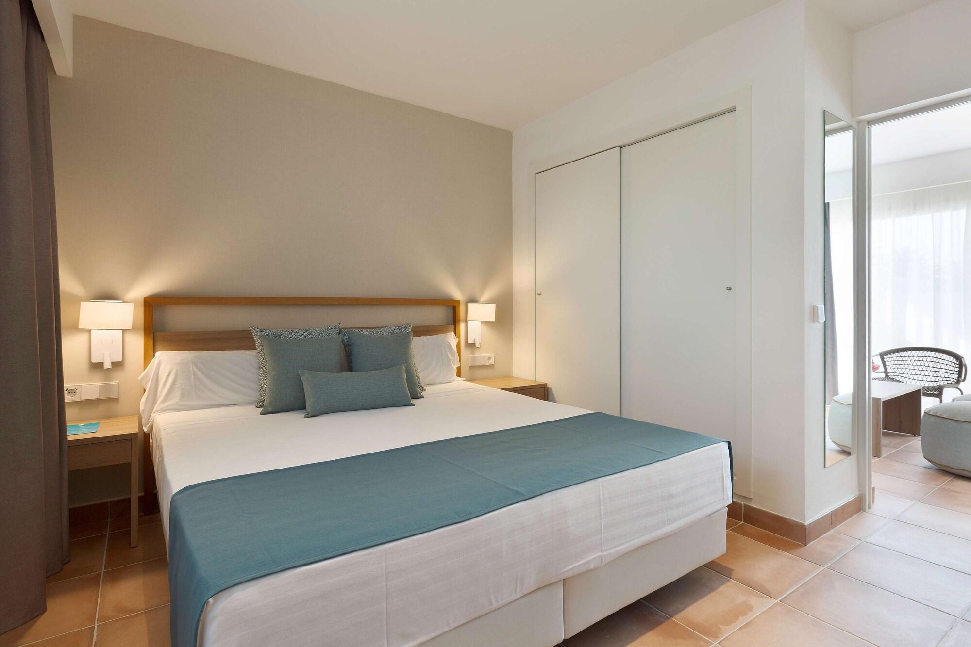 Aluasoul Menorca - Adults Only 4*