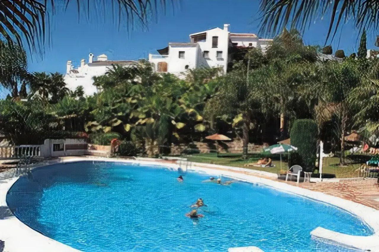 Club Oasis At El Capistrano Otívar