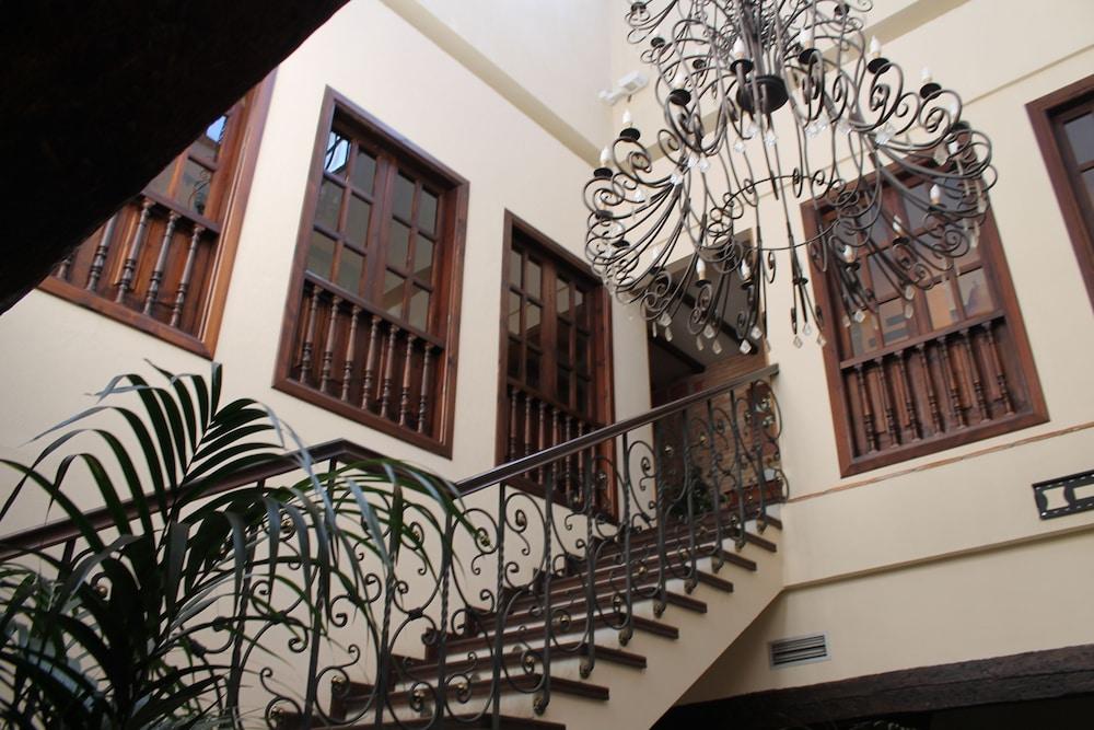 Hospederia Del Zenete Hotel 4*