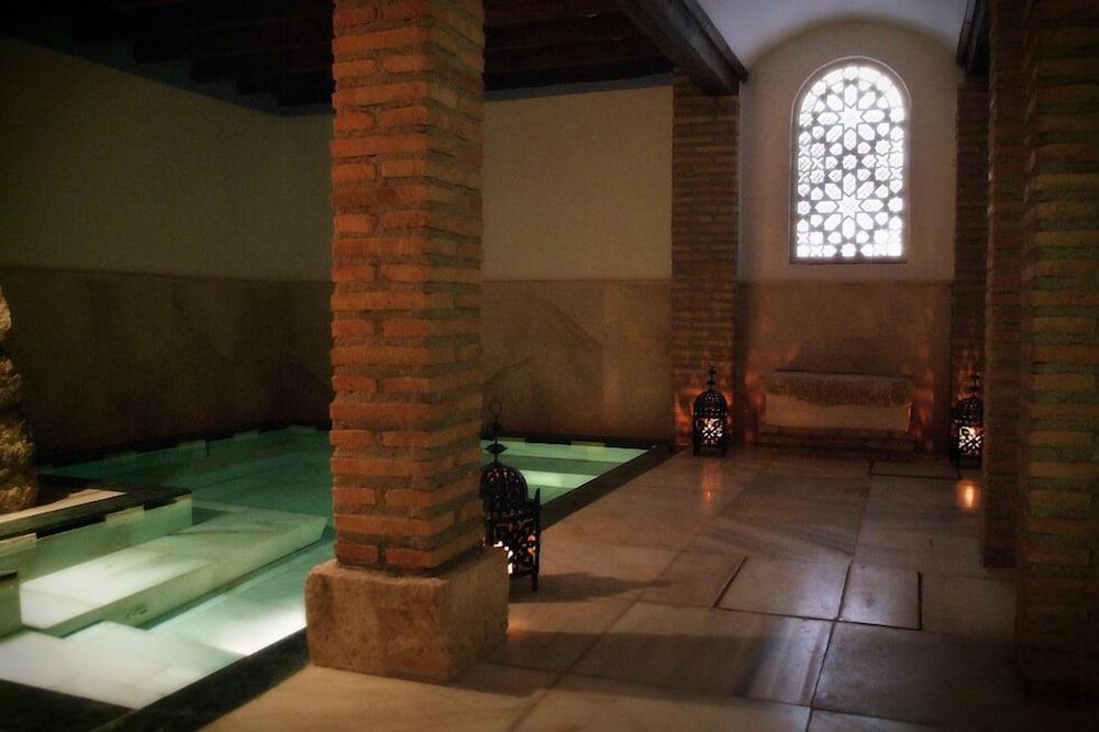 Hacienda Minerva Hotel