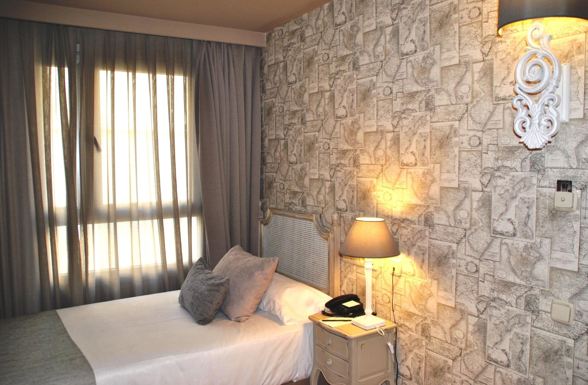 Hotel Vincci Lys 4*