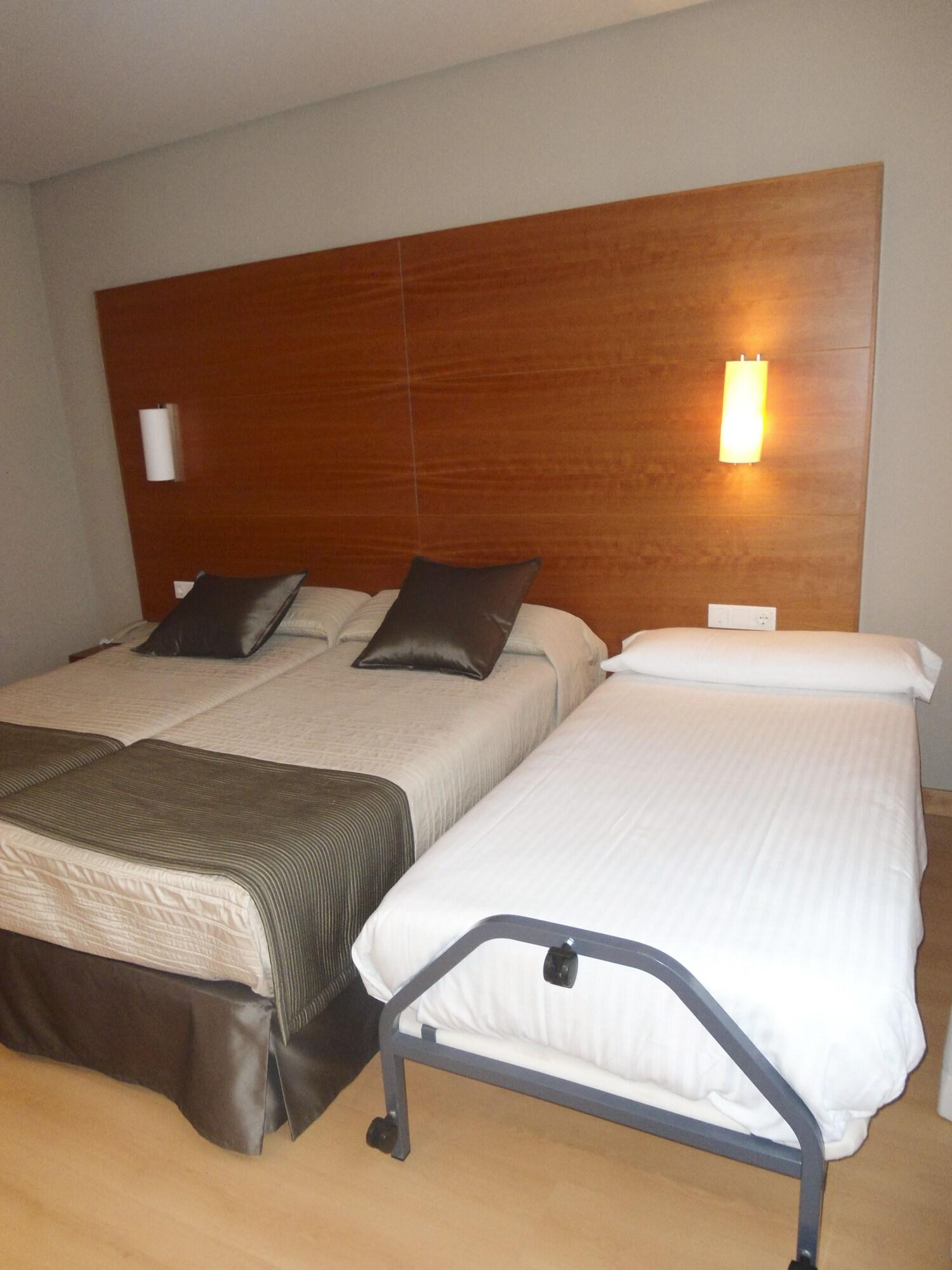 Hq La Galeria Hotel