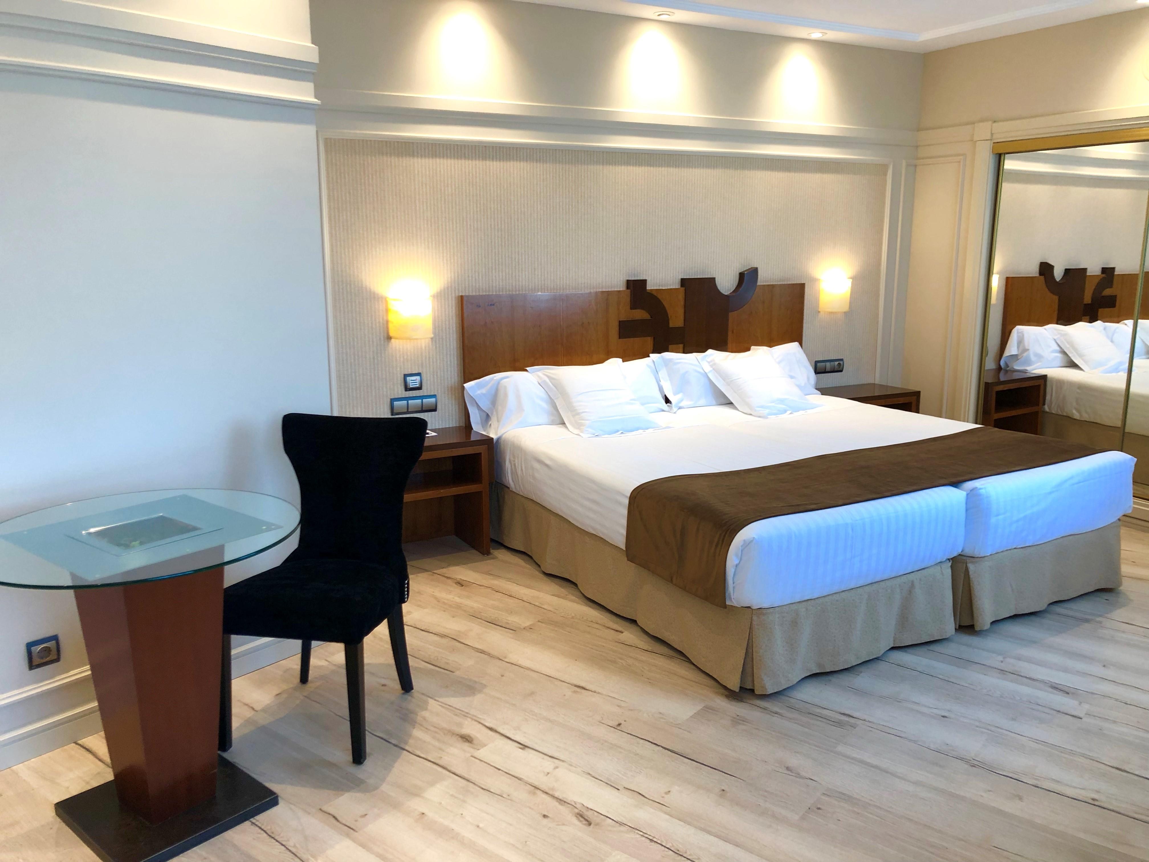 Hotel Olid 4*