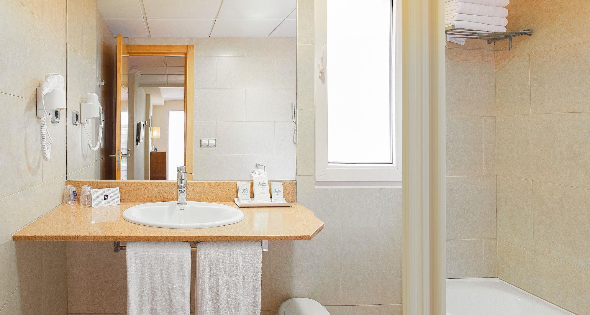 Rh Casablanca 4*