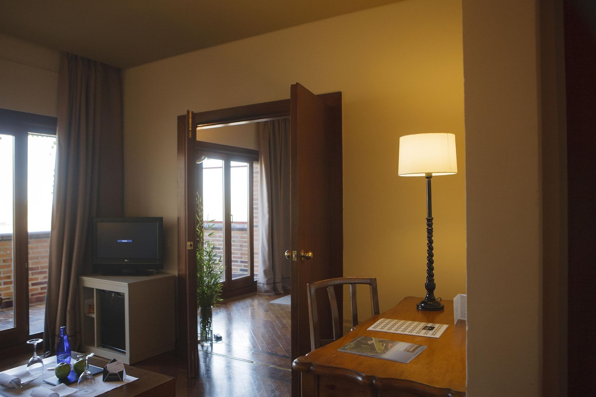De 4* Segovia