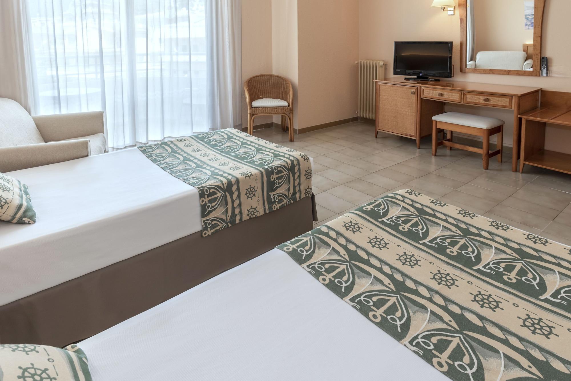 Ght Oasis Tossa & 4*